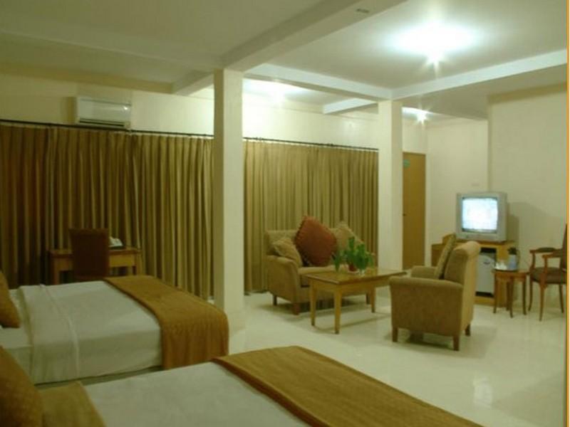 Kalisma Hotel Jakarta Exterior foto